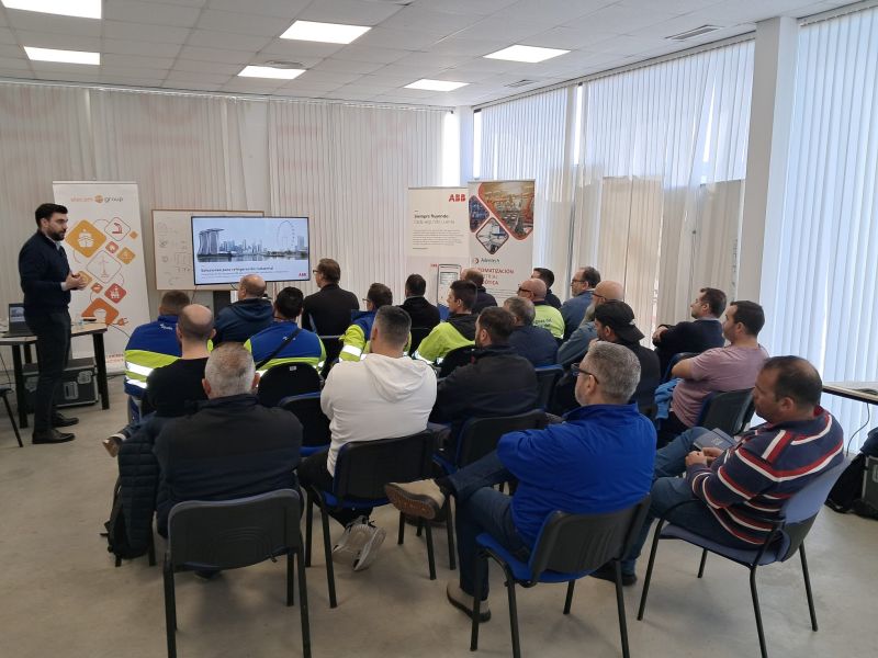 Gran éxito del Taller ABB Drives en ELECAM Algeciras