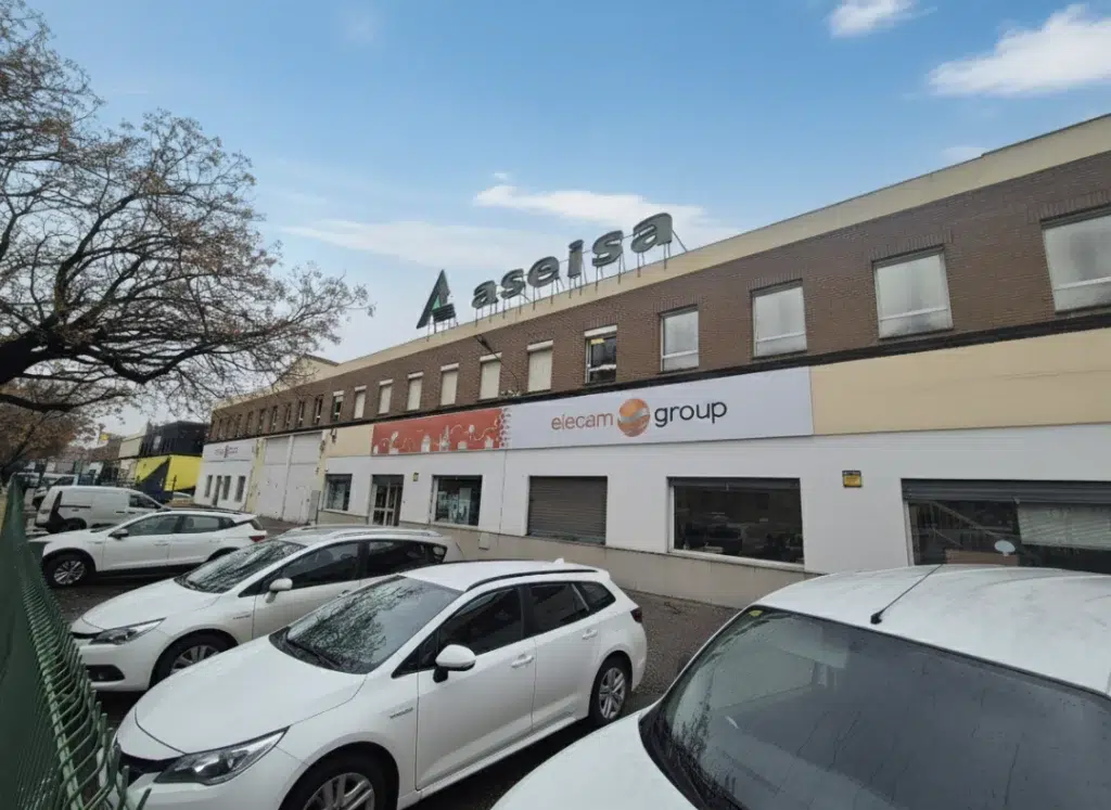 Oficinas y almacen electrico sevilla elecam